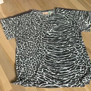 Vintage havana pink and black tee size 14